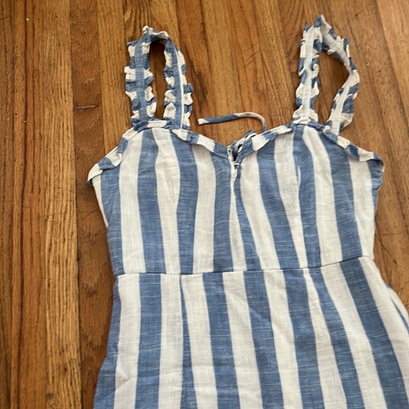 🦋 NEW WITHOUT TAGS - linen blend dress ☀️ - Picture 2 of 4